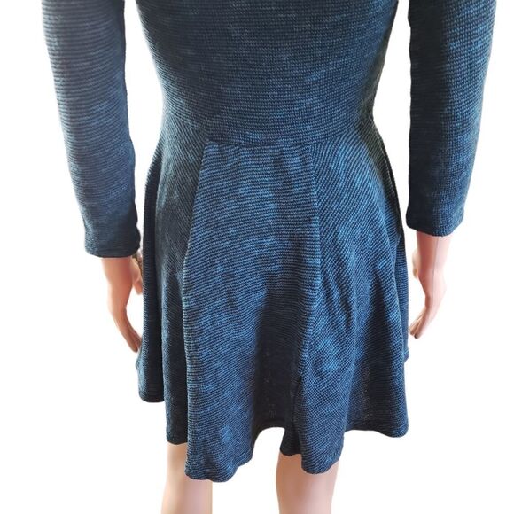 American Eagle Outfitters 3/4 Sleeve Knit Fit & Flare Dress Sz XS - Picture 8 of 15